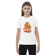 Load image into Gallery viewer, Carrie the Chipmunk Organic cotton kids t-shirt